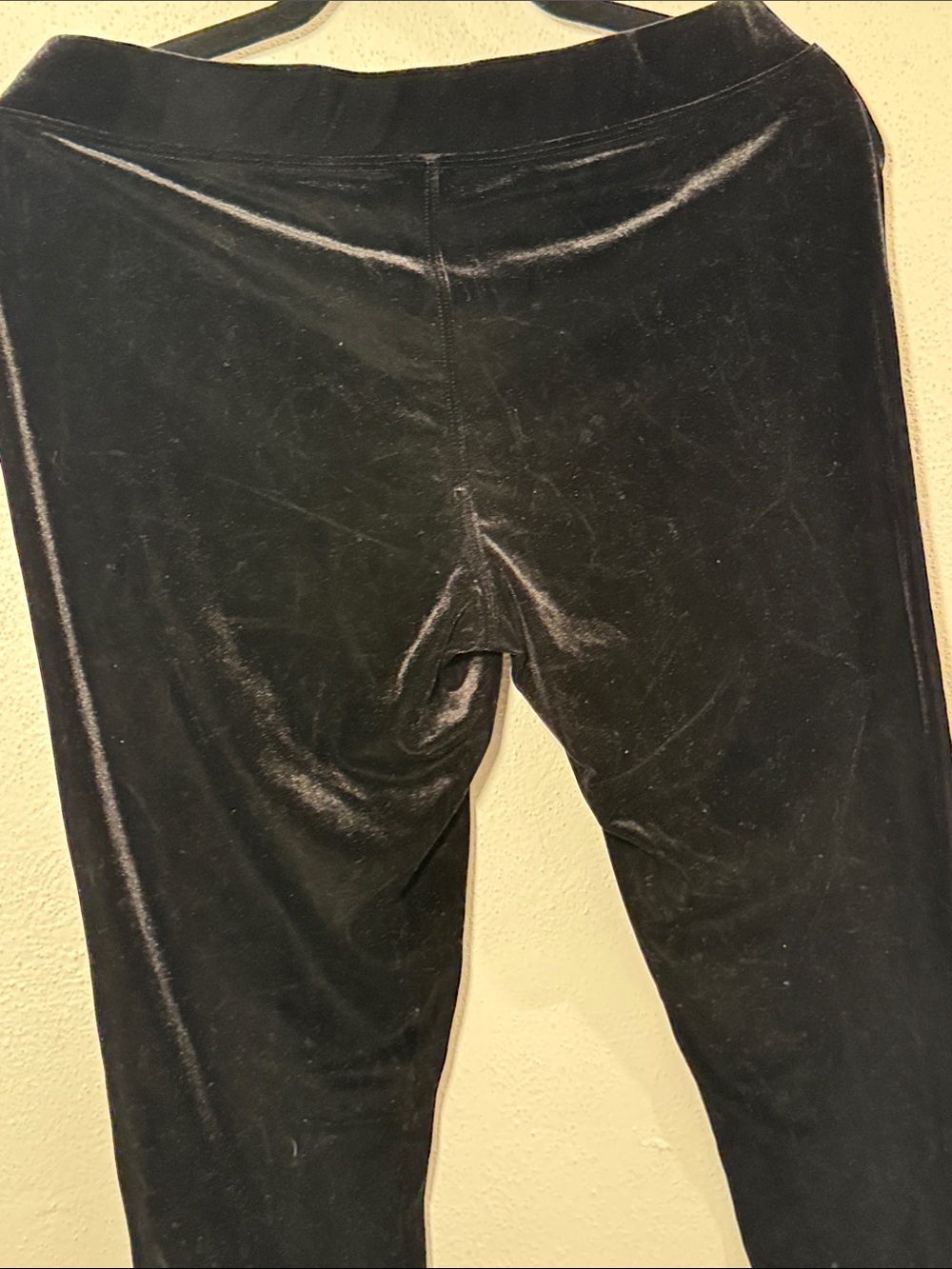 Black Velvet Leggings - Picture 4 of 6